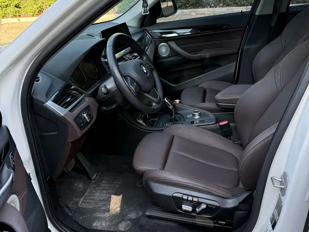 BMW X1 2022 sDrive20Li Fashion Model купить на сайте DeffCars