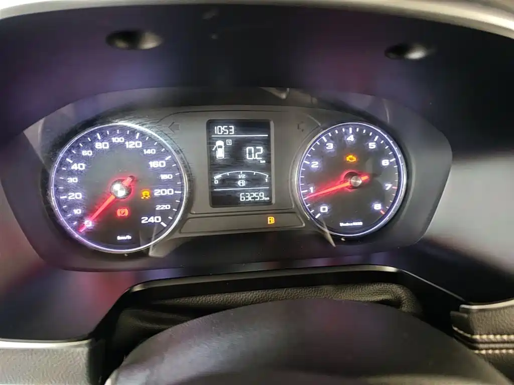 Roewe RX5 2020 20T Manual 4G Internet Million Model купить на сайте DeffCars