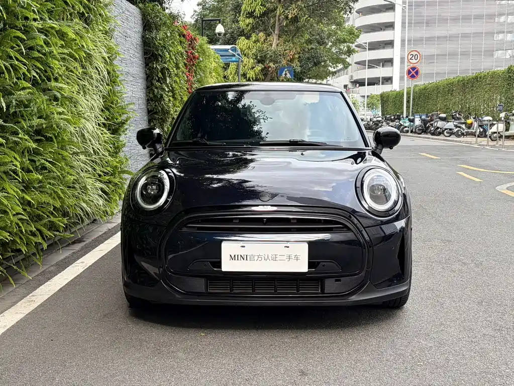 MINI 2023 1.5T COOPER Purple Night Escape Special Edition купить на сайте DeffCars