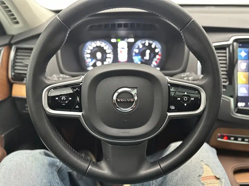 Volvo XC90 2020 facelift T6 Zhiyi Luxury Edition 7 seats купить на сайте DeffCars