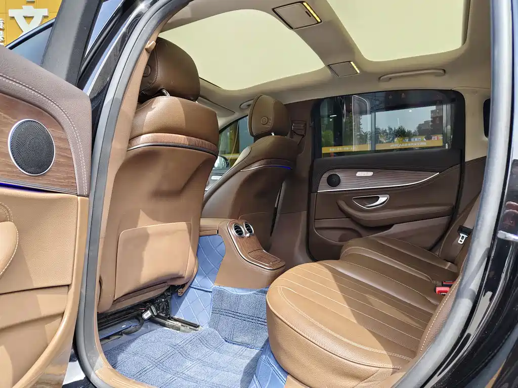 Mercedes-Benz E-Class 2021 E 300 L Luxury Model купить на сайте DeffCars