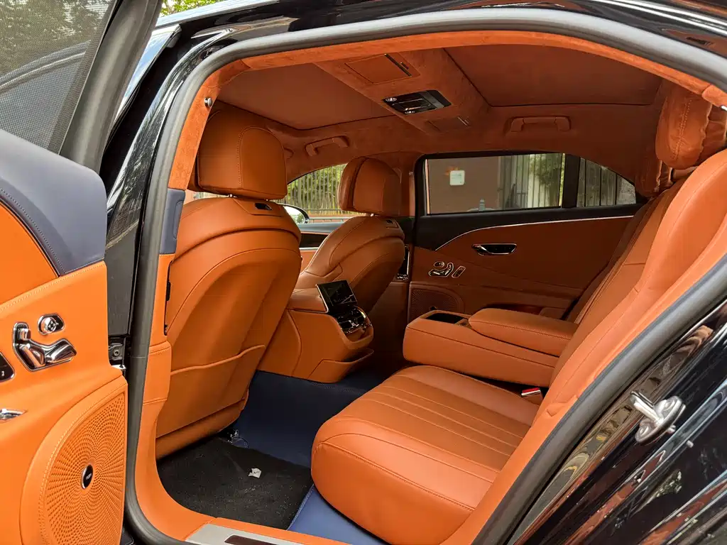 Flying Spur 2022 4.0T V8 Standard Edition купить на сайте DeffCars