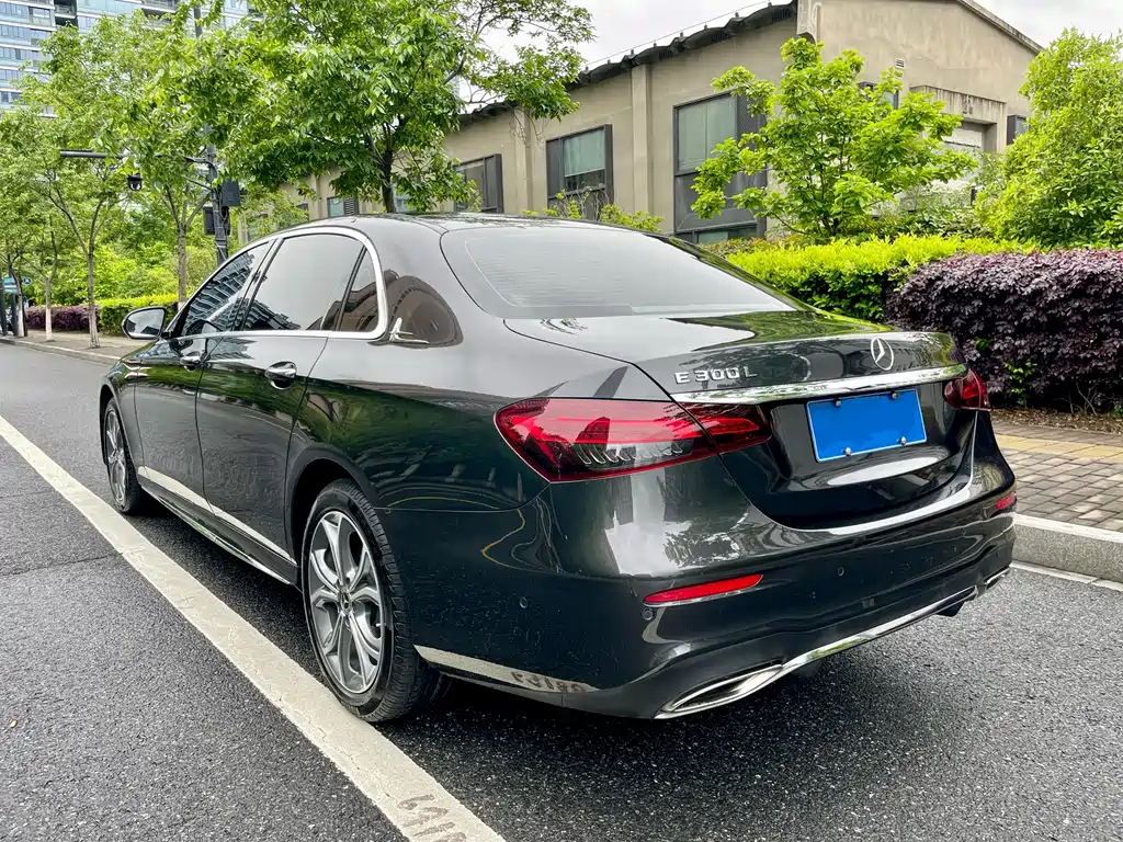 Mercedes-Benz E-Class 2022 facelift 2 E 300 L sporty and fashionable купить на сайте DeffCars