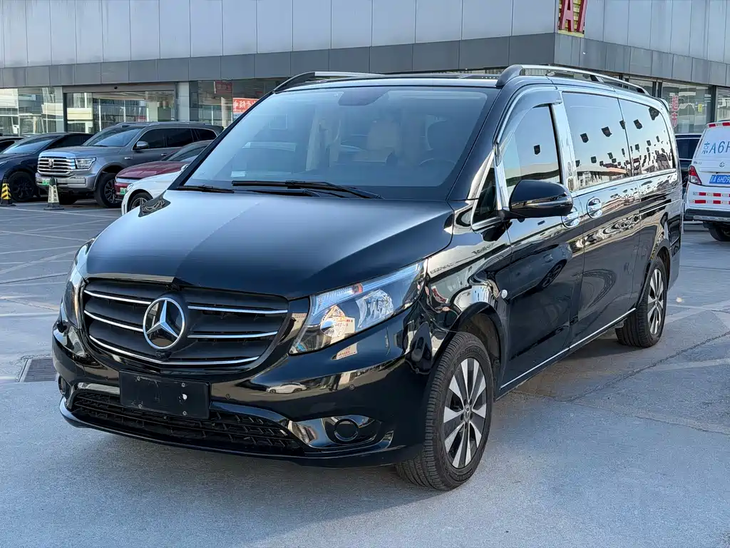 Vito 2023 2.0T Business Edition 7 seats купить на сайте DeffCars