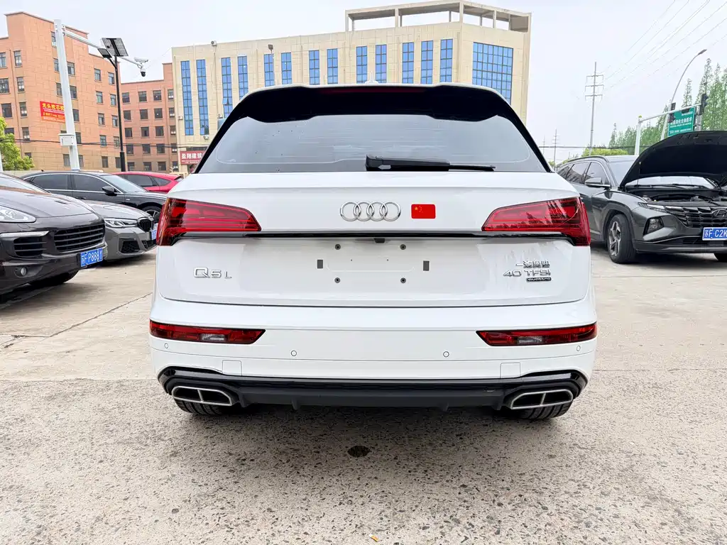 Audi Q5L 2023 40T luxury and dynamic model купить на сайте DeffCars