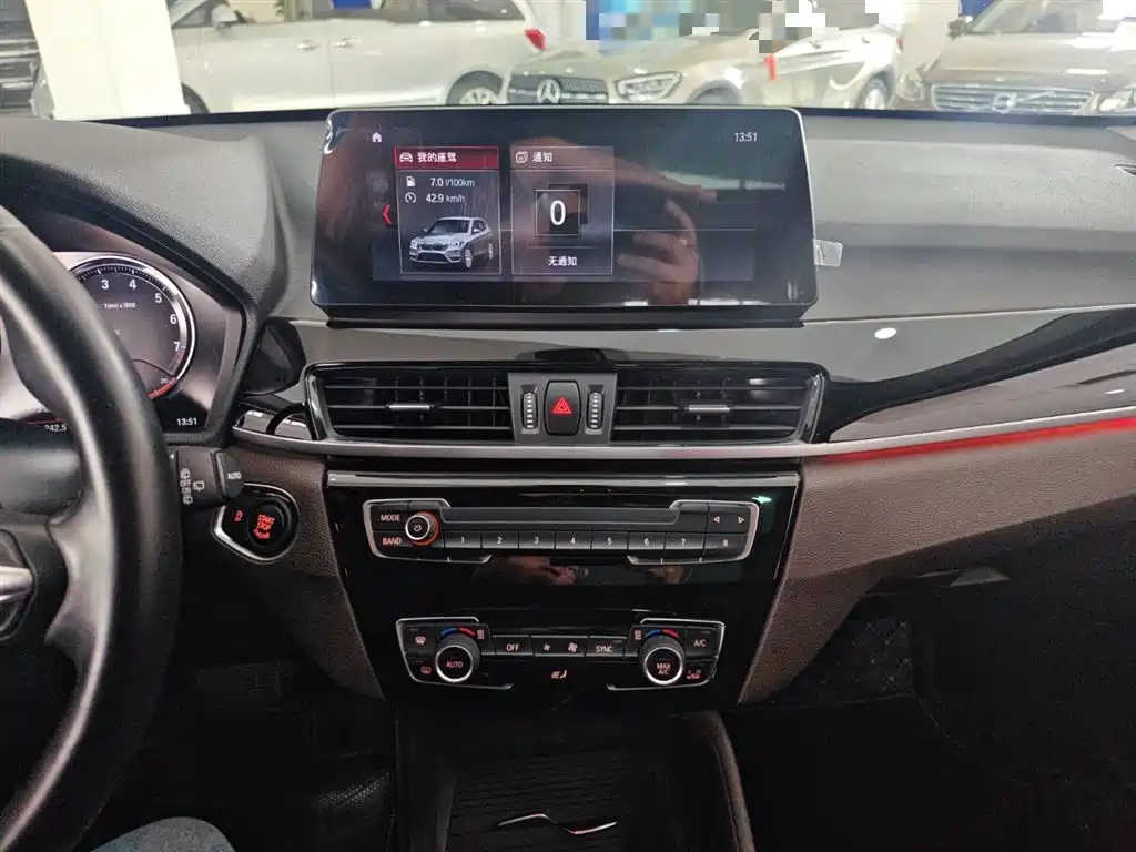 BMW X1 2022 sDrive25Li Leading Model купить на сайте DeffCars