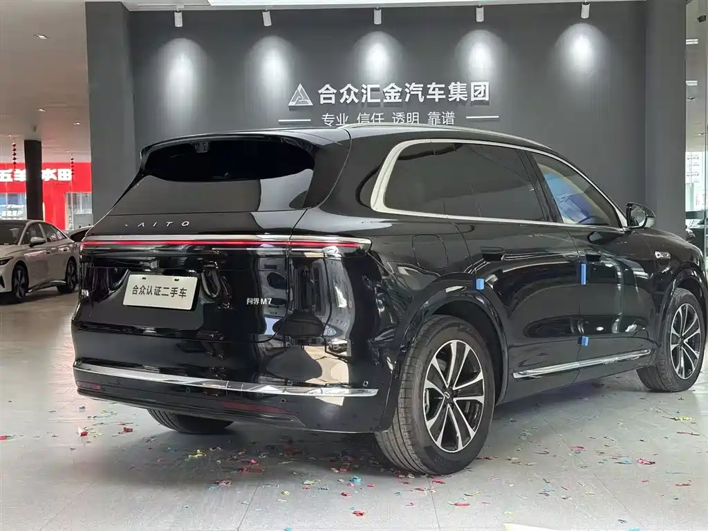 Wenjie M7 2026 extended range Max four-wheel drive version 5 seats купить на сайте DeffCars