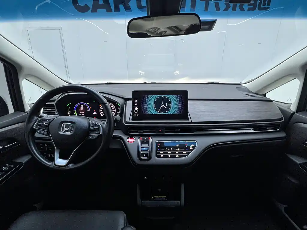 Alison 2022 2.0L e:HEV Deluxe Edition купить на сайте DeffCars