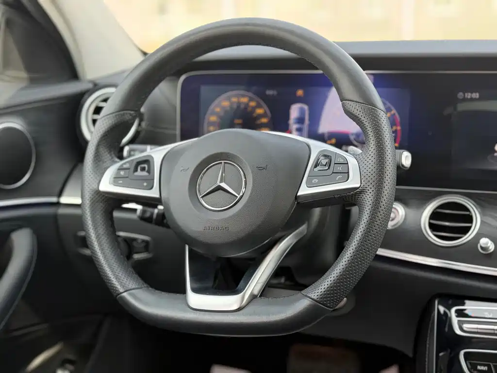 Mercedes-Benz E-Class 2017 E 200 L 4MATIC купить на сайте DeffCars