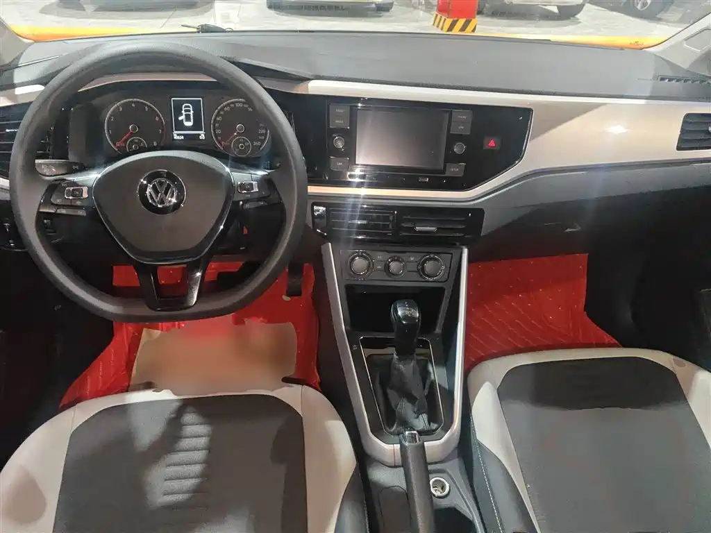 Polo 2019 Plus 1.5L Automatic Colorful Technology Edition купить на сайте DeffCars