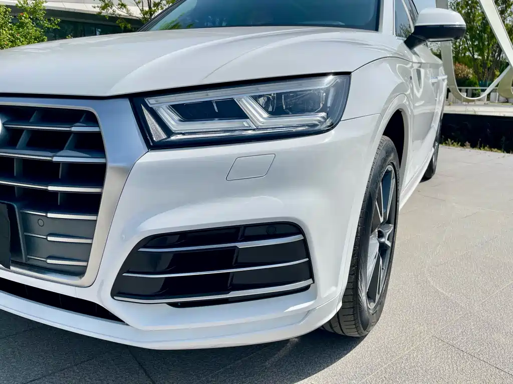 Audi Q5L 2018 45 TFSI Exclusive Fashion Model National V купить на сайте DeffCars