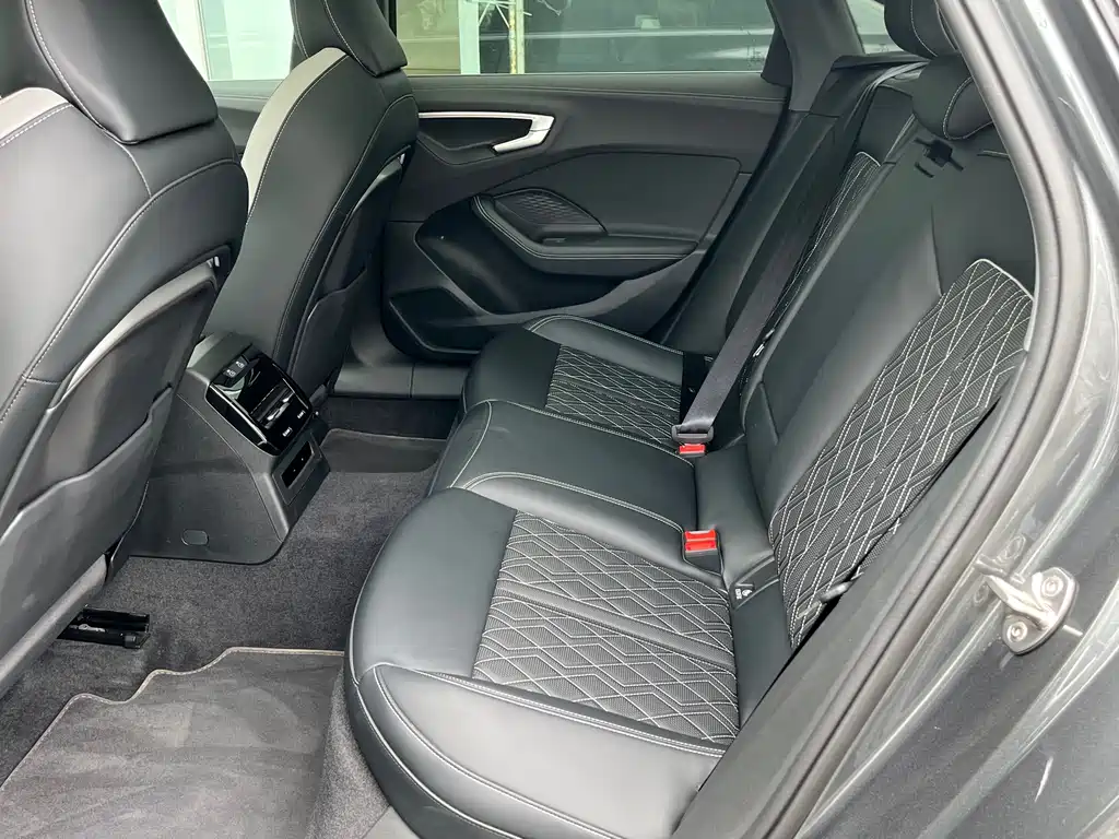 Audi A5L 2026 2.0T Sports Edition Plus купить на сайте DeffCars