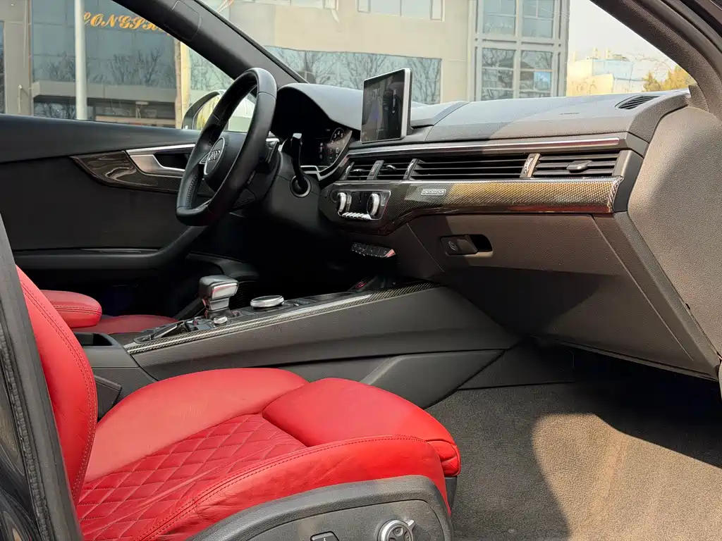 Audi S4 2018 S4 3.0TFSI купить на сайте DeffCars