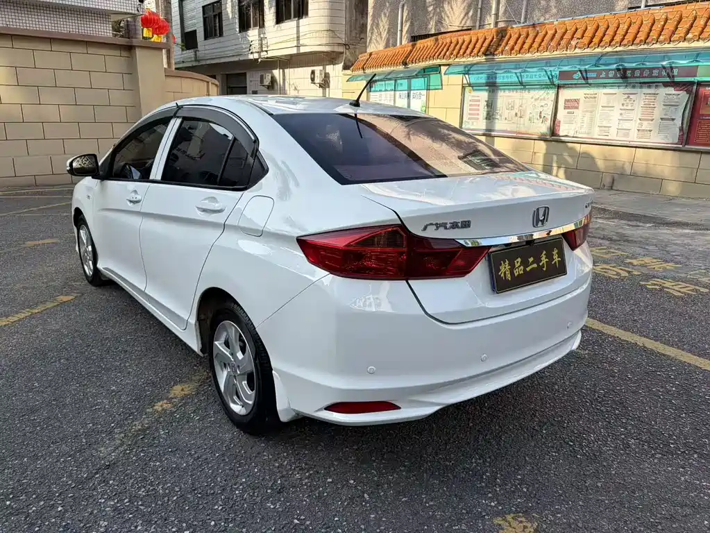 Fengfan 2017 1.5L CVT Elite Edition купить на сайте DeffCars