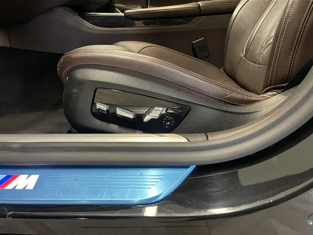 BMW 7 Series 2018 730Li Exclusive M Sports Package купить на сайте DeffCars