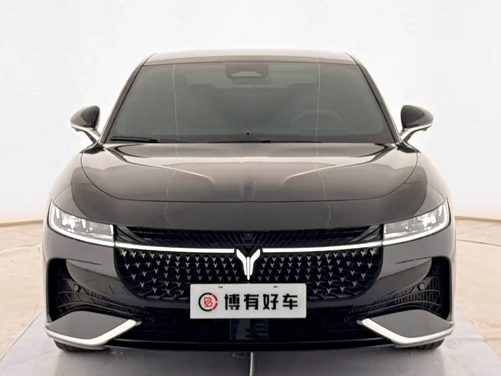 Lantu Chasing Light 2024 PHEV four-wheel drive super long range executive version купить на сайте DeffCars