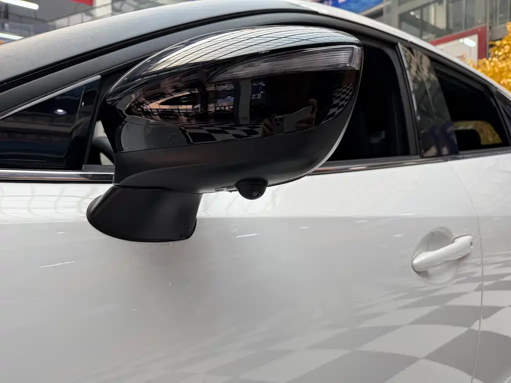Mazda CX-4 2021 2.0L automatic two-wheel drive Blue Sky Exploration Edition купить на сайте DeffCars