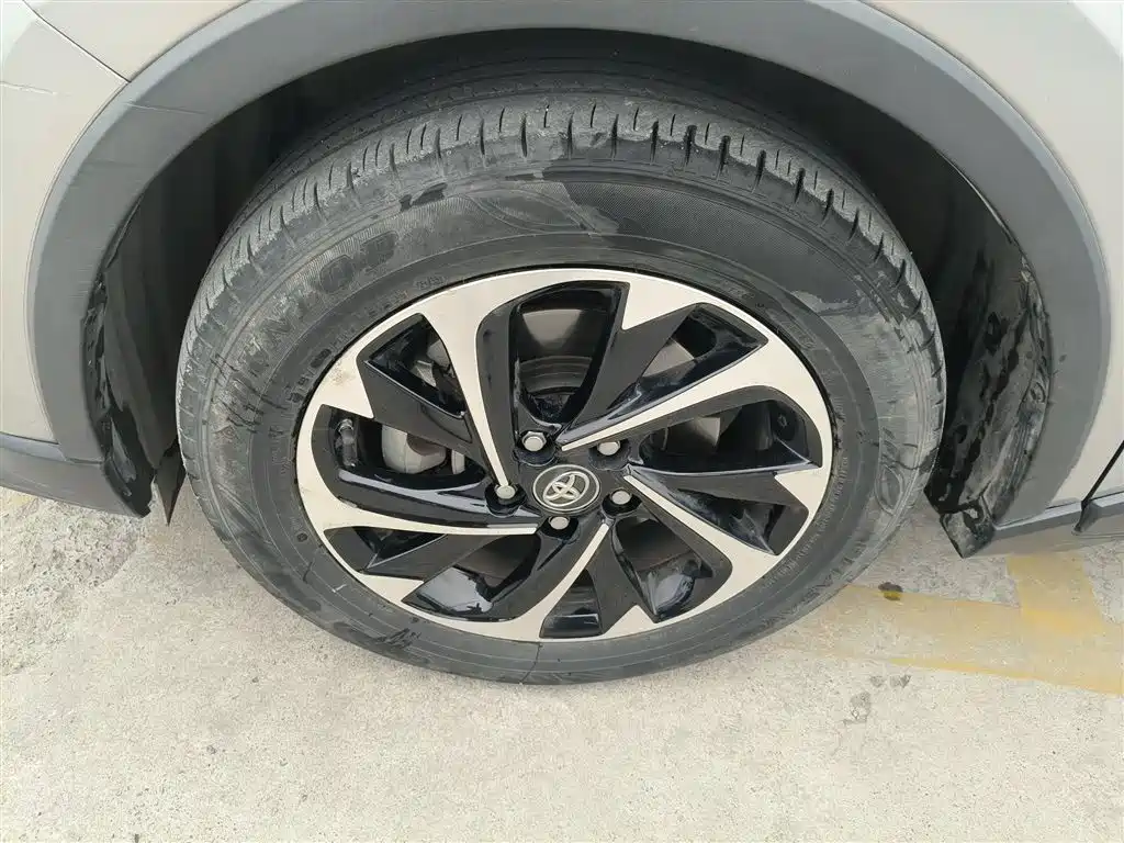 Yize IZOA 2018 2.0L Yichi Edition National VI купить на сайте DeffCars