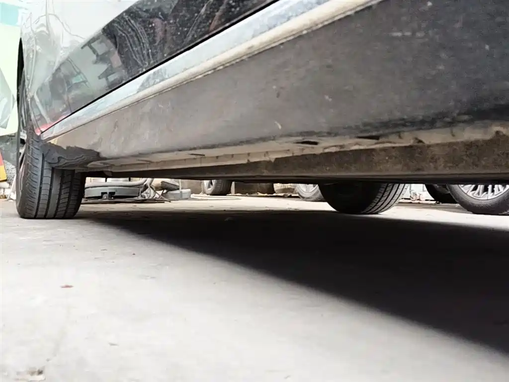 Hongqi H5 2024 2.0T Automatic Zhilianqichang Edition купить на сайте DeffCars