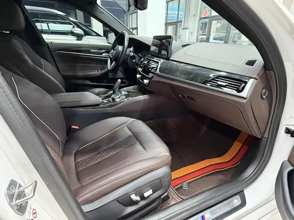 BMW 5 Series 2022 facelift 2 525Li M sports package купить на сайте DeffCars