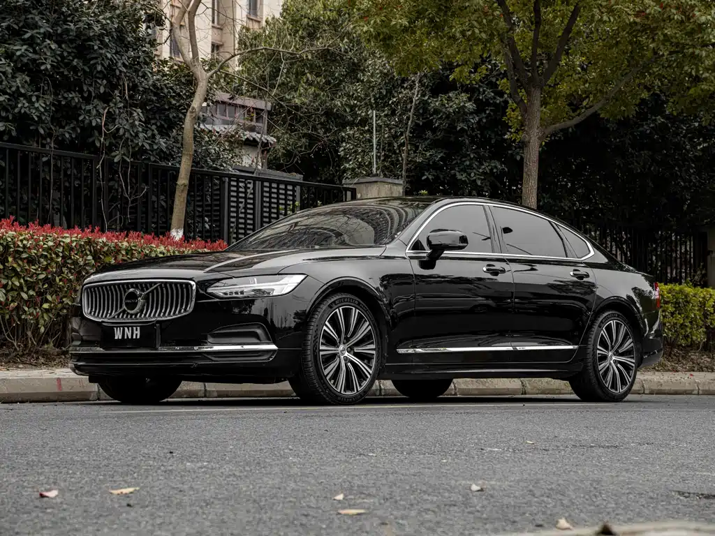 Volvo S90 2023 B5 Zhiyuan Luxury Edition купить на сайте DeffCars