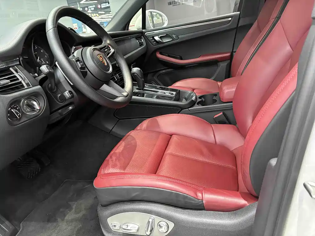 Macan 2023 Macan 2.0T купить на сайте DeffCars