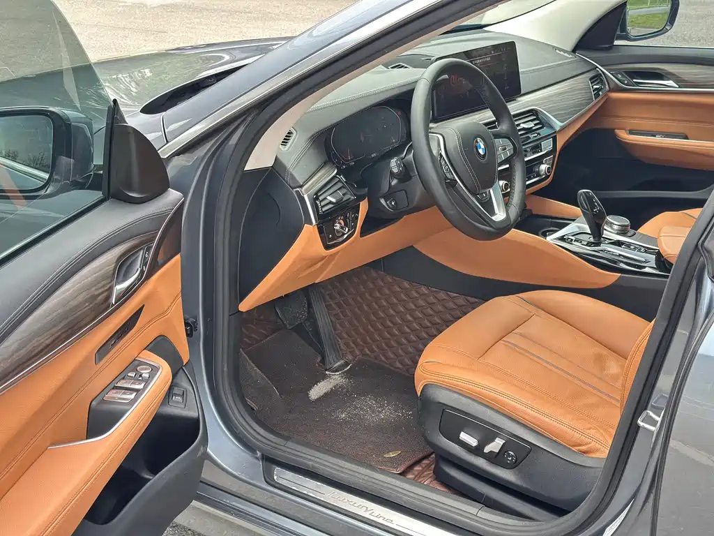 BMW 6 Series GT 2021 630i Luxury Design Package купить на сайте DeffCars