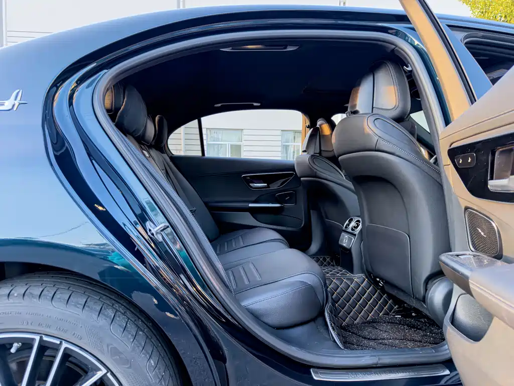 Mercedes-Benz C-Class 2023 facelift C 200 L sports version купить на сайте DeffCars