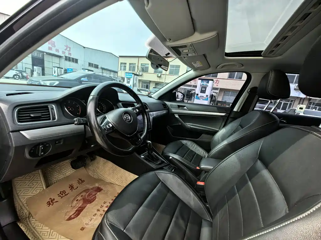 Lavida 2017 230TSI DSG Comfort Edition купить на сайте DeffCars