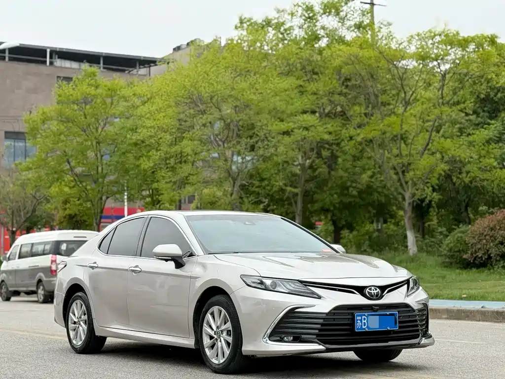 Camry 2021 2.0G Deluxe Edition купить на сайте DeffCars