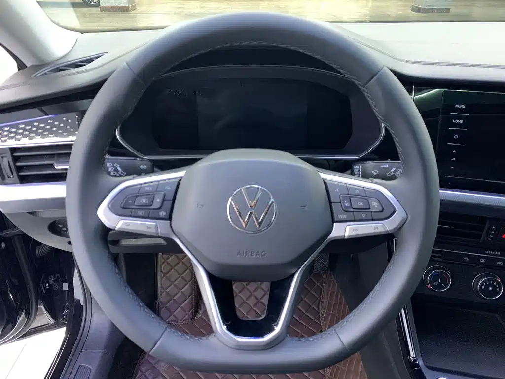 Passat 2023 facelift 280TSI Elite Edition купить на сайте DeffCars