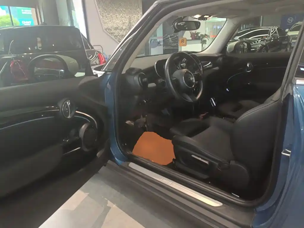 Mini 2022 Modified 1.5T Cooper Classic Pie купить на сайте DeffCars