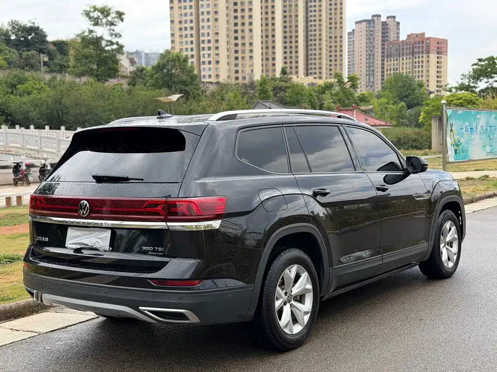 Touron 2022 380TSI four-wheel drive luxury version купить на сайте DeffCars