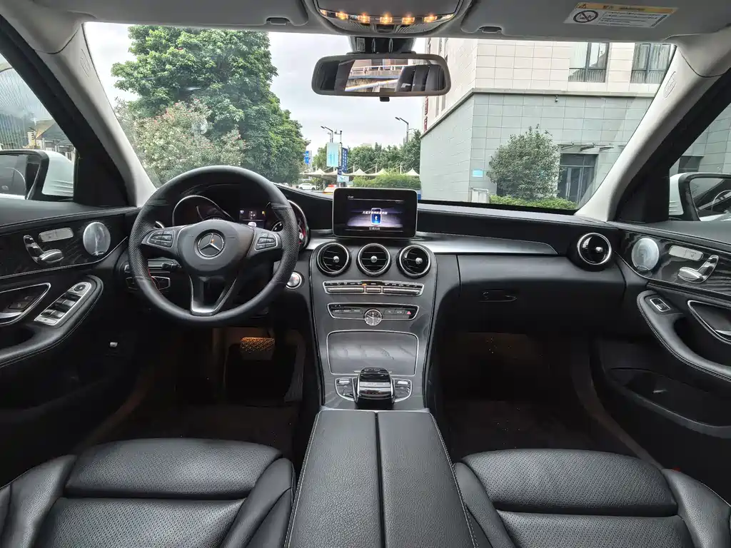 Mercedes-Benz C-Class 2018 C 200 L Sports Edition Achievements Special Edition купить на сайте DeffCars