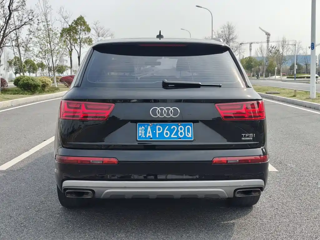 Audi Q7 2018 40 TFSI comfort type купить на сайте DeffCars