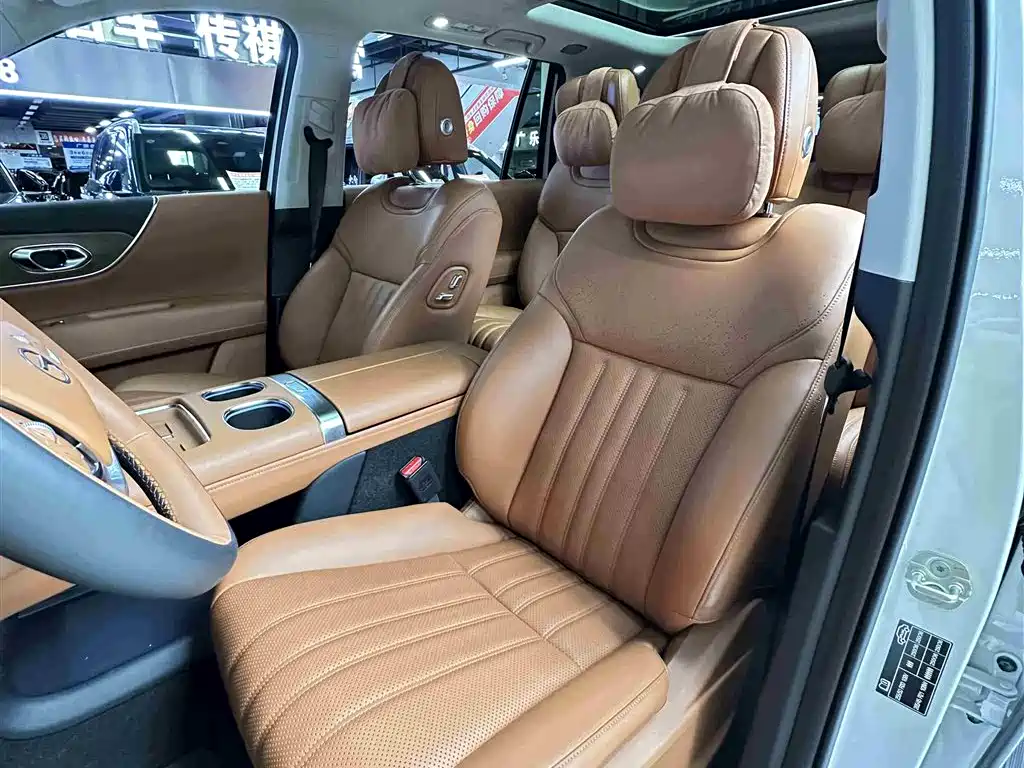 Trumpchi Yearning S9 2025 Qiankun UItra 6-seater купить на сайте DeffCars