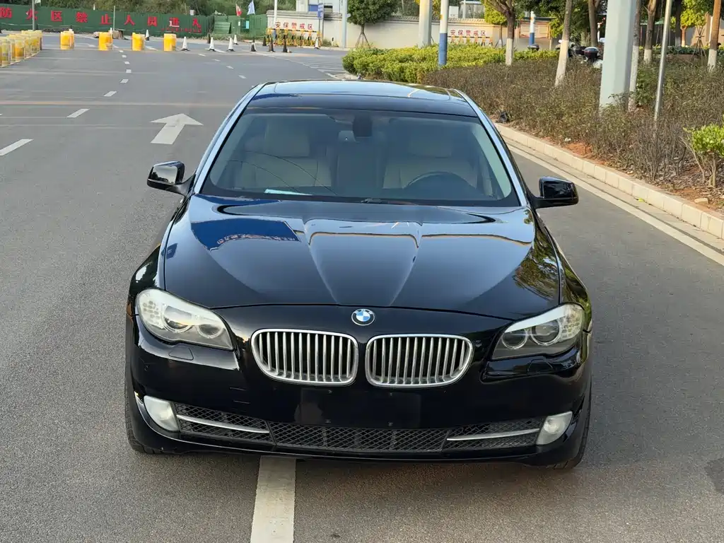 BMW 5 Series 2013 535Li Leading купить на сайте DeffCars