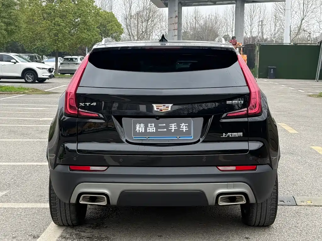 Cadillac XT4 2021 28T two-wheel drive leading model купить на сайте DeffCars