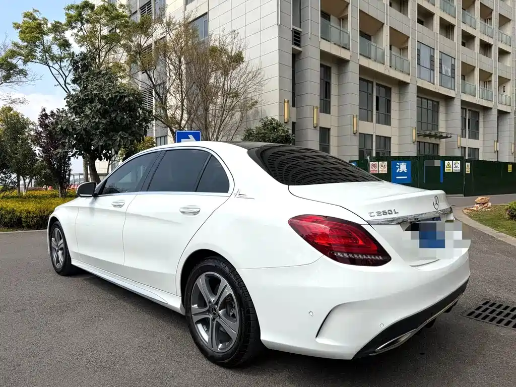 Mercedes-Benz C-Class 2020 C 260 L Sports Edition купить на сайте DeffCars