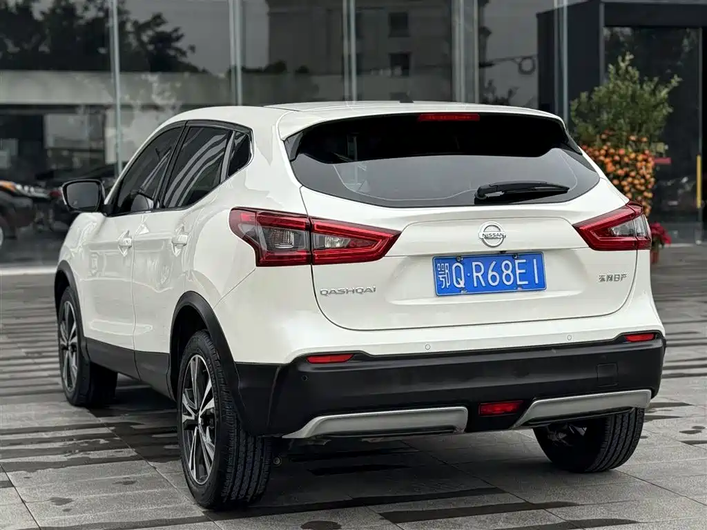 Qashqai 2021 2.0L CVT Deluxe Edition купить на сайте DeffCars