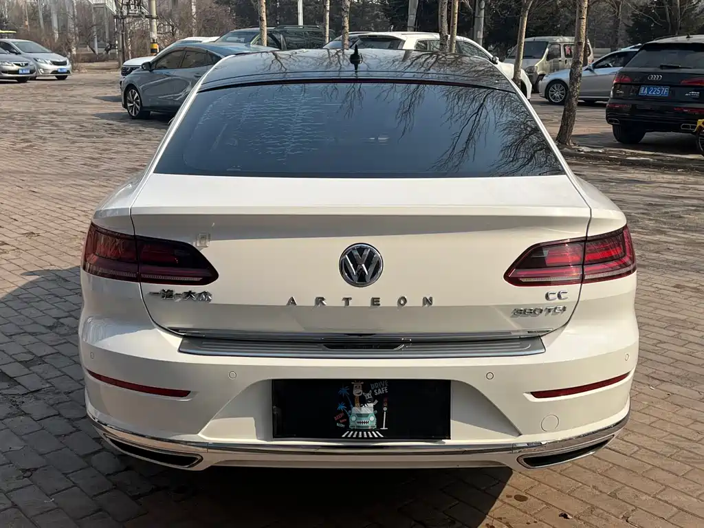 FAW-Volkswagen CC 2019 330TSI Huayan Edition National V купить на сайте DeffCars