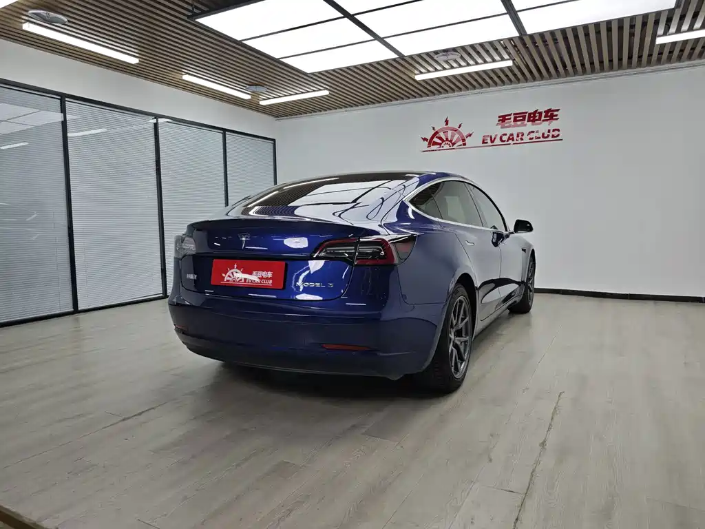 Model 3 2020 long-range rear-wheel drive version купить на сайте DeffCars