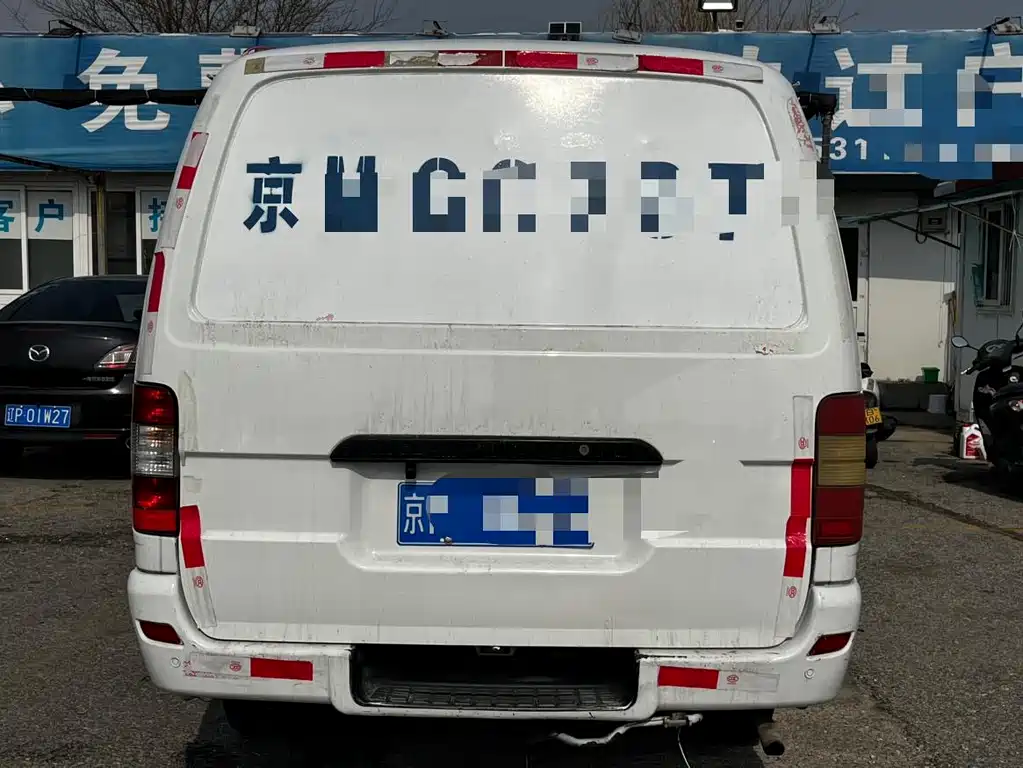 Jinbei Hiace 2018 2.0L fifth generation box cargo standard top 2 seats 4G19 купить на сайте DeffCars