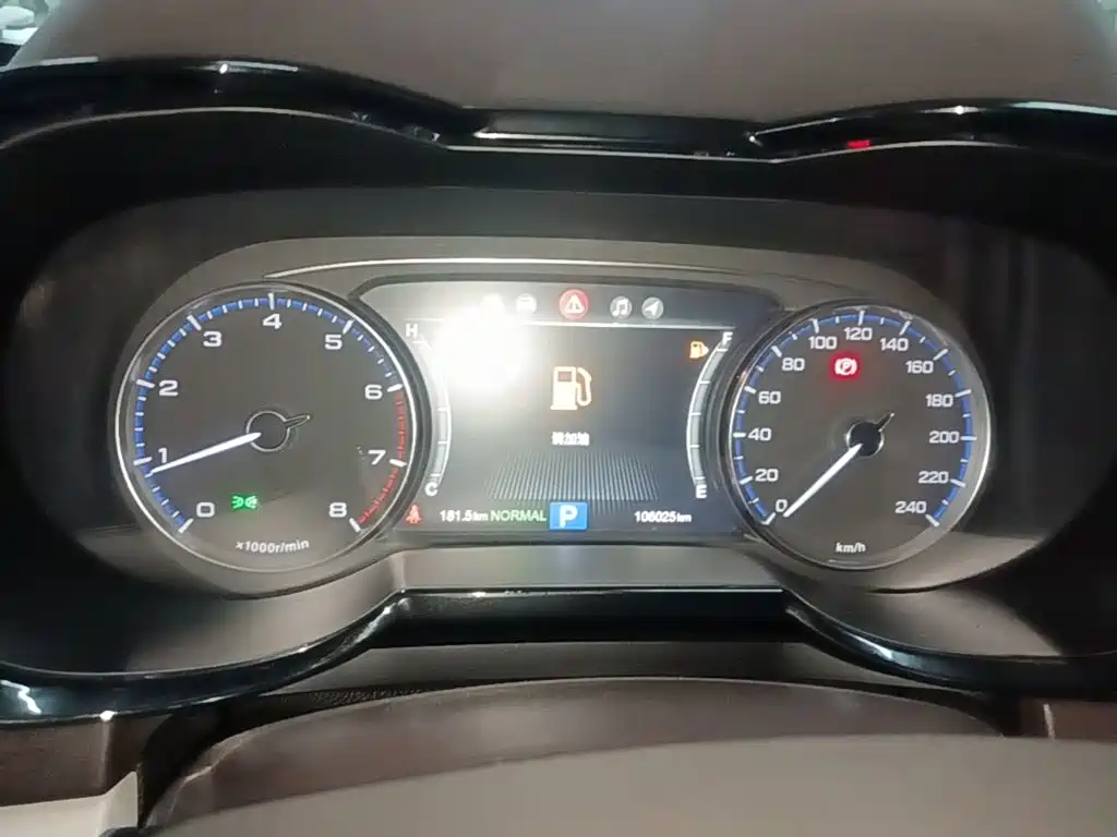 Trumpchi GS8 2017 320T 2WD Luxury Connected Edition (seven seats) купить на сайте DeffCars