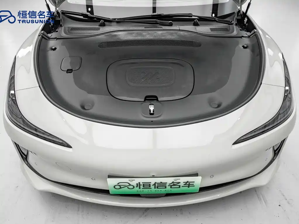 Zhiji L6 2025 Pro Max купить на сайте DeffCars