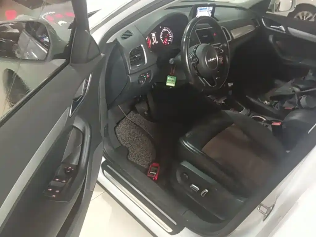 Audi Q3 2016 30 TFSI Fashion купить на сайте DeffCars