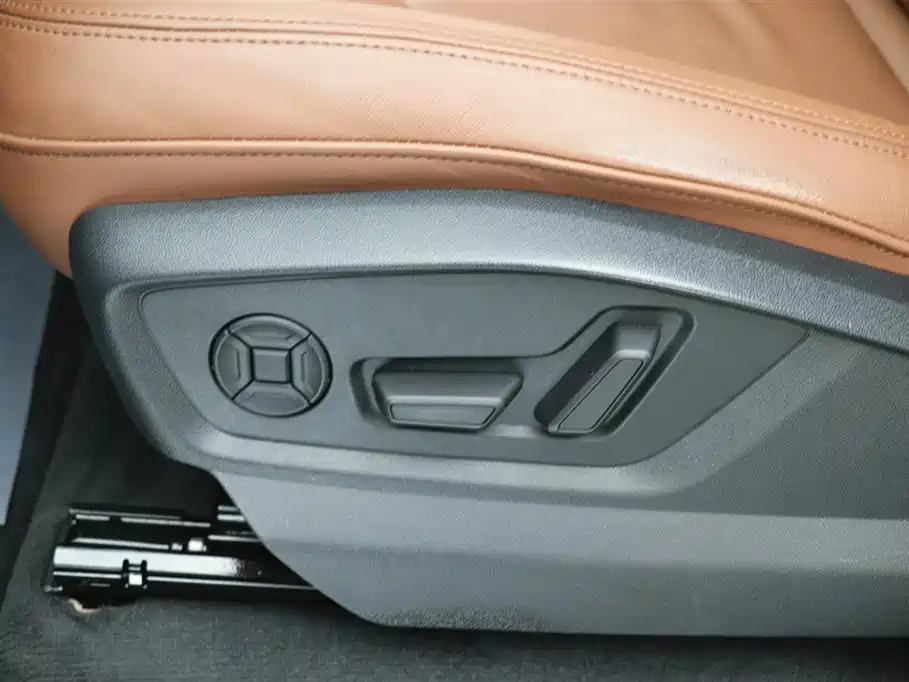 Audi Q7 2021 45 TFSI quattro S line sports купить на сайте DeffCars