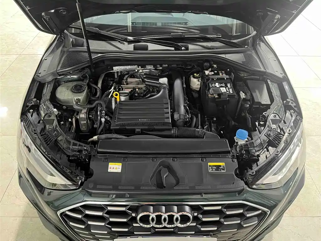 Audi A3 2023 facelift Sportback 35 TFSI stylish and sporty купить на сайте DeffCars