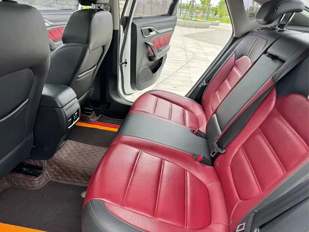 MG6 2019 20T Automatic Trophy Competition Edition + Sports Rear Row Racing Package купить на сайте DeffCars