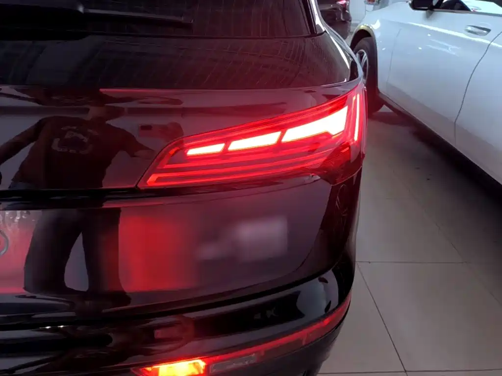 Audi Q5L 2023 40T luxury and dynamic model купить на сайте DeffCars